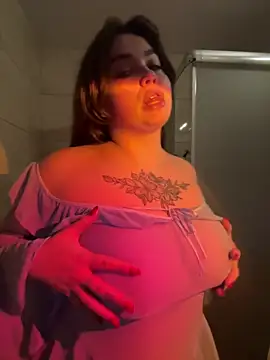 Sembang XXX Secara Langsung AliraX