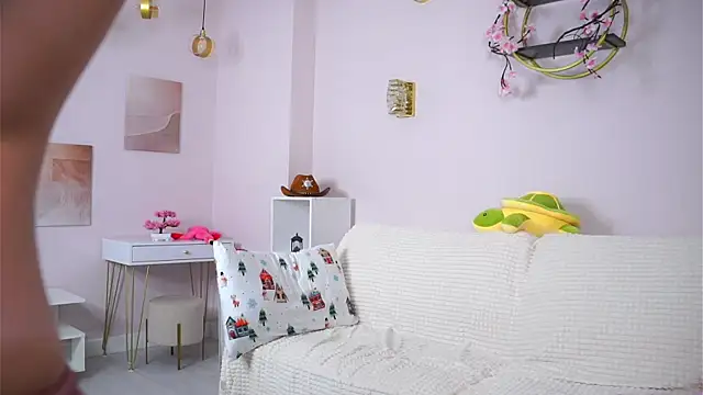 SunnivaCovil Live XXX Chat