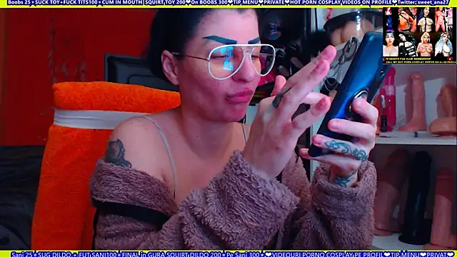 Chatroom XXX en direct de cuminmenowbbyx