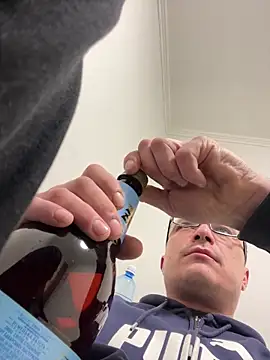 Show modela viktor1992-1-1 na web-kameri