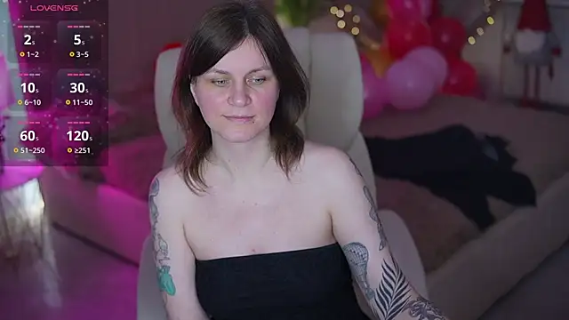 TinaMelt Pertunjukan Webcam