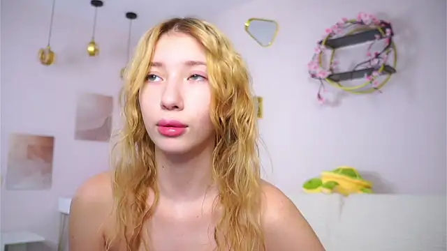 Chat XXX en directo de SunnivaCovil