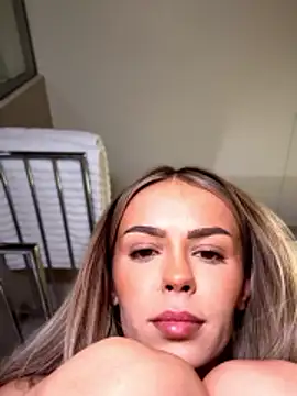 HotBella- Webcamshow