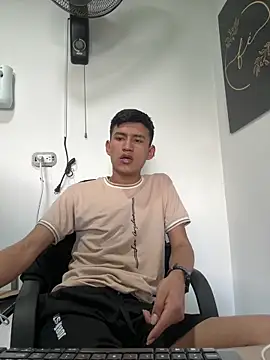 NicolasTorrez – webcam-show