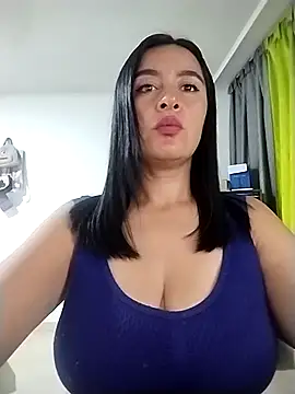 hailey85 现场XXX聊天