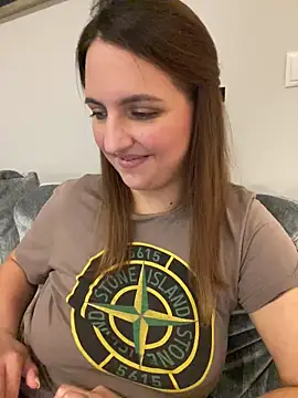 Chat XXX ao vivo de AliceDesmee