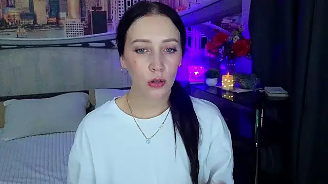 แชท XXX สดของ MonicaSweetx