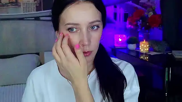 MonicaSweetx's Live XXX Chat