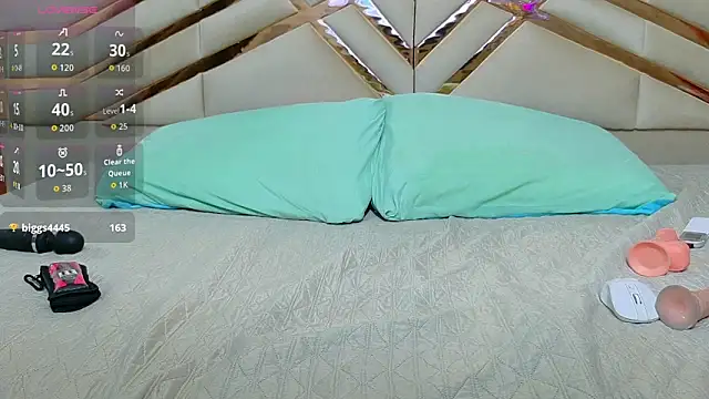 Онлайн чат XXX missfoster