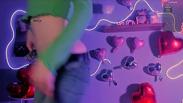 mia_starrr_'s Live XXX Chat