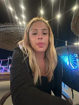 SophieVJ লাইভ XXX চ্যাট