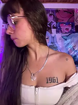 VioletaSubmissive Chat XXX in diretta