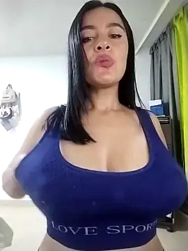 hailey85 Live XXX Chat