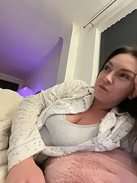 Chat XXX Live callmegoddessx