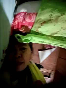 Pokazy przed kamerką – TropicalFlower