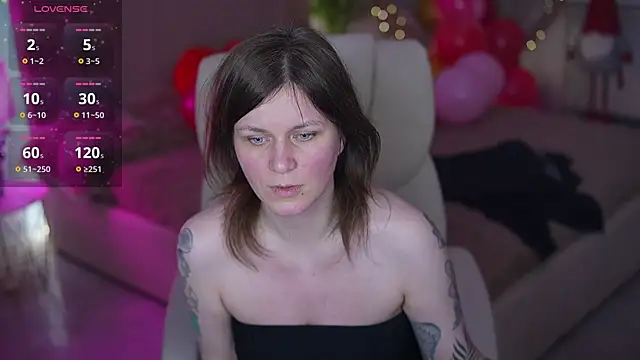 TinaMelt Pertunjukan Webcam