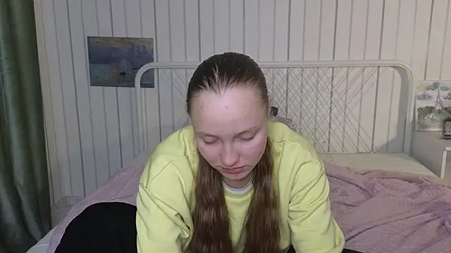 BibiStapler Adlı Modelin Canlı XXX Sohbeti