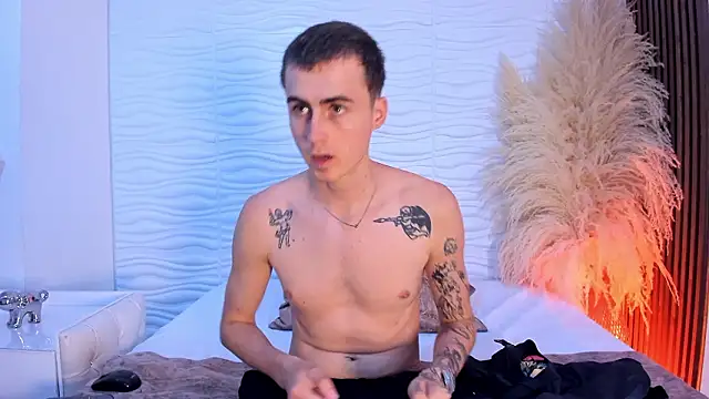 SpaceBoy1 – webcam-show