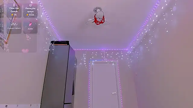 _Maybe_Baby_: онлайн-секс-чат