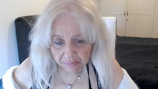 SusiLifeXXX – Live XXX-chat