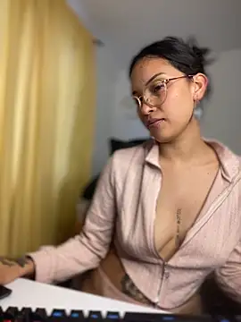 baby_lizy: онлайн-секс-чат