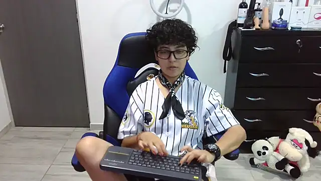 thomascooper7のライブXXXチャット