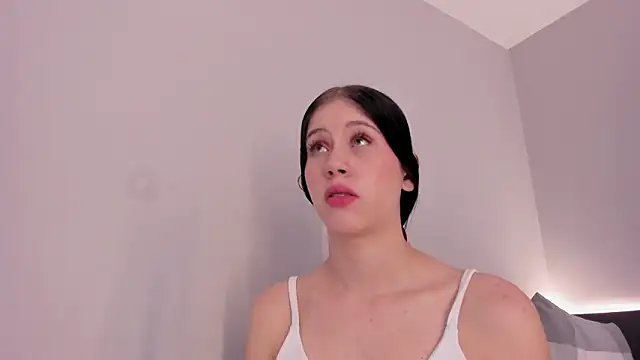 sara__jones_gh's Live XXX Chat