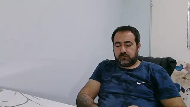 big_snakee's Live XXX Chat