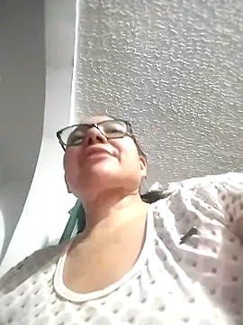 Chat XXX en directo de isabella_goddess2023