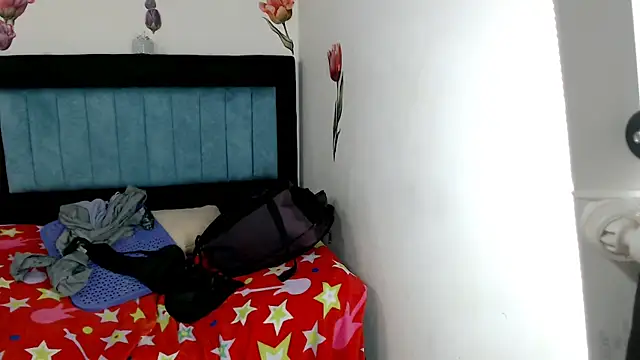 KATYXSn Live XXX chat