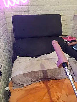 monella83 Adlı Modelin Web Kamerası Şovu