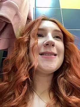 Show modela katexxxx na web-kameri