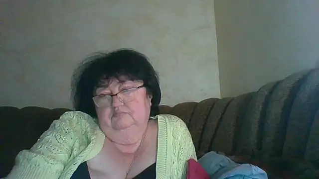 MilaSky5303's Webcam Show