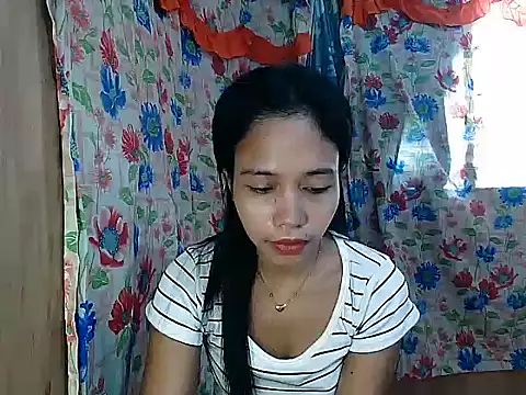 Chatroom XXX en direct de PinaySkinnyGirl