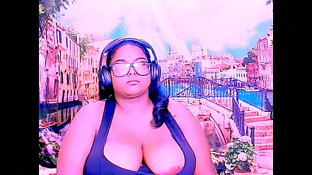 Indianfairy99 Adlı Modelin Canlı XXX Sohbeti