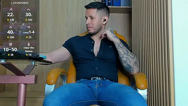 George_Diesell Adlı Modelin Canlı XXX Sohbeti