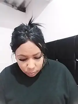 emma_purple_'s Webcam Show