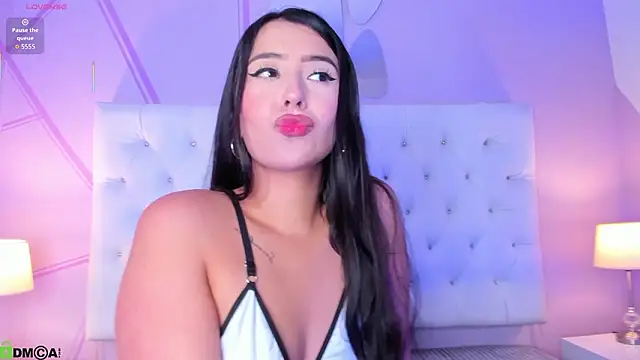 Chat +18 de Nicol_Betancur ao vivo