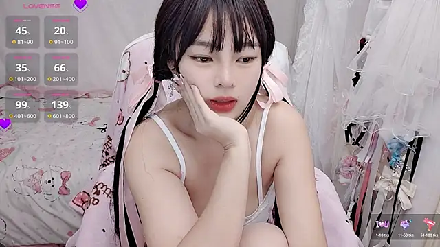 Chat XXX en directo de 9aunatiis