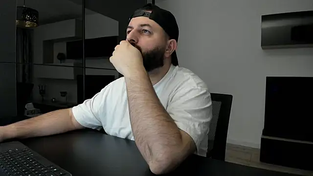 แชท XXX สดของ DravenPeak