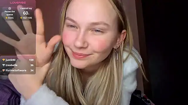 Онлайн чат XXX KarinRobertson