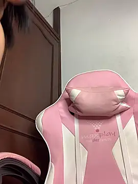 DulcePiink Adlı Modelin Canlı XXX Sohbeti