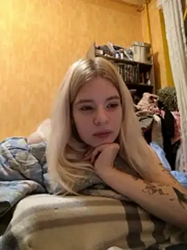 EsterSteele Chat XXX in diretta