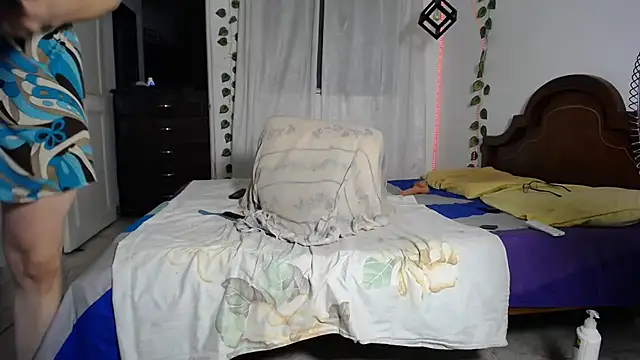 Вебкам-шоу ivonne__hott1