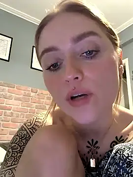 Chat +18 de Goldi159 ao vivo