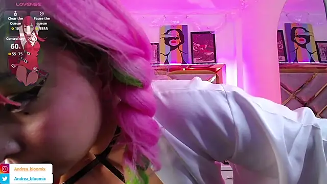 Andrea_Bloomix: онлайн-секс-чат