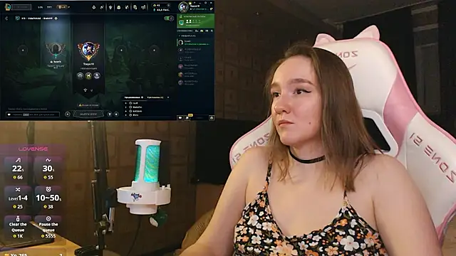 XXX chat uživo modela MoonlishSiren