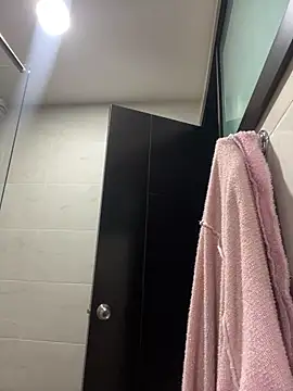 AliceTeenager___ 即時 XXX 聊天