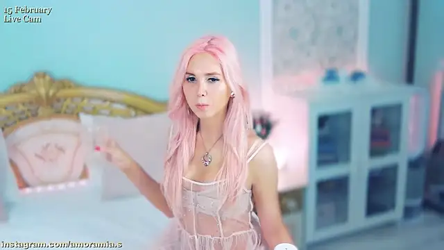 แชท XXX สดของ Amoramias