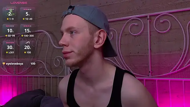 ZidNevil Show in webcam